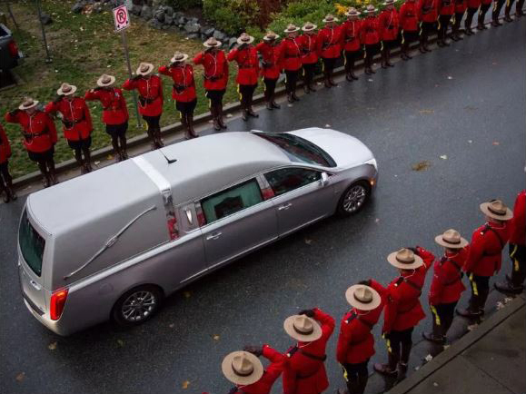 Abbotsford constable John Davidson funeral